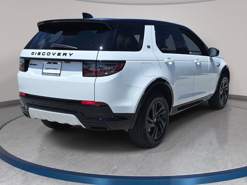 New 2026 Land Rover Discovery Sport Landmark AWD/4WD image 5