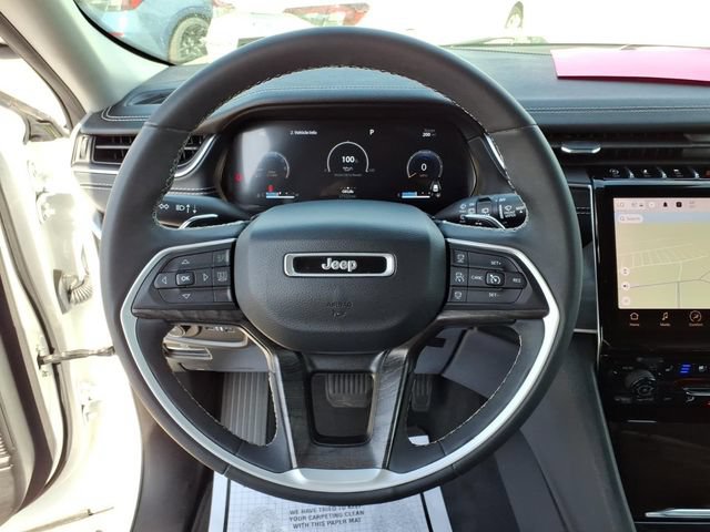 Certified 2023 Jeep Grand Cherokee Limited w/ Luxury Tech Group II AWD/4WD image 27