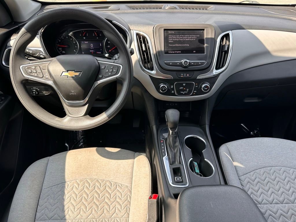 Used 2023 Chevrolet Equinox LS w/ LS Convenience Package image 4