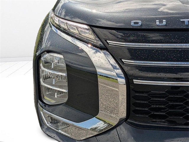 New 2025 Mitsubishi Outlander SEL image 9