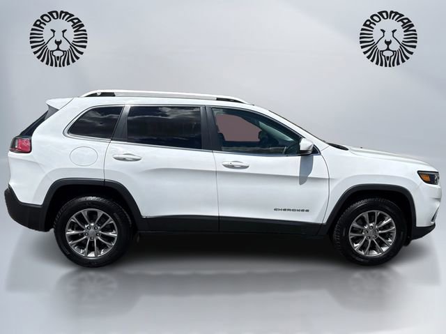 Used 2019 Jeep Cherokee Latitude Plus w/ Cold Weather Group AWD/4WD image 4