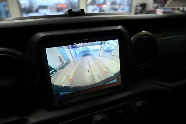 Used 2021 Jeep Wrangler Unlimited Sport image 17