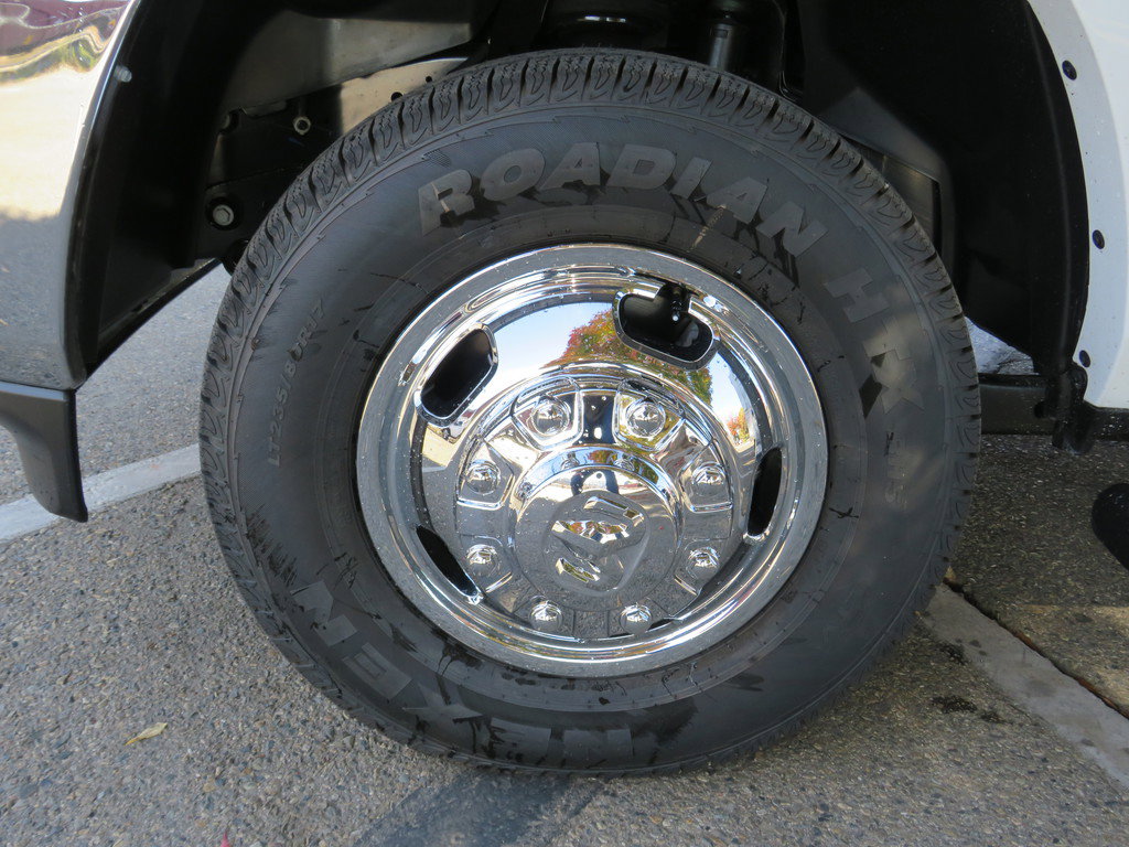 New 2024 RAM 3500 Tradesman image 16