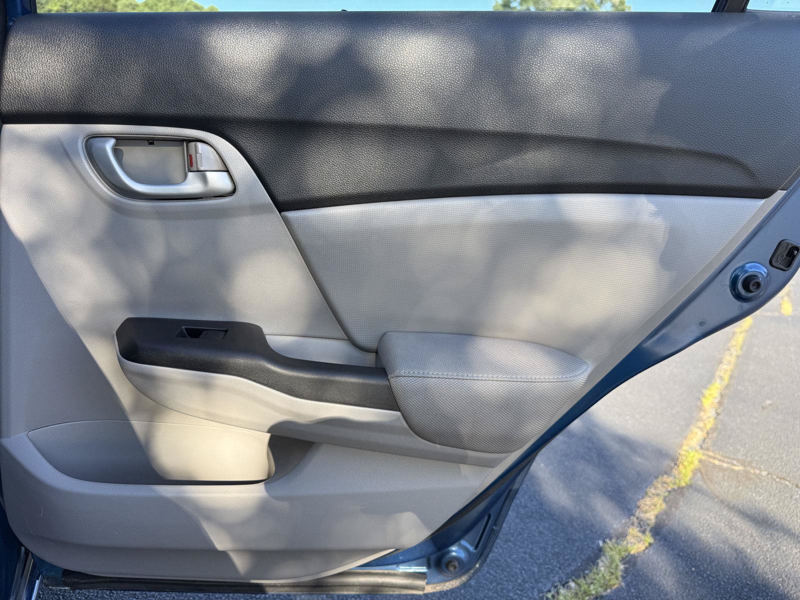 Used 2015 Honda Civic EX image 42