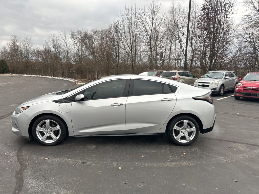 Used 2018 Chevrolet Volt LT w/ Comfort Package image 5