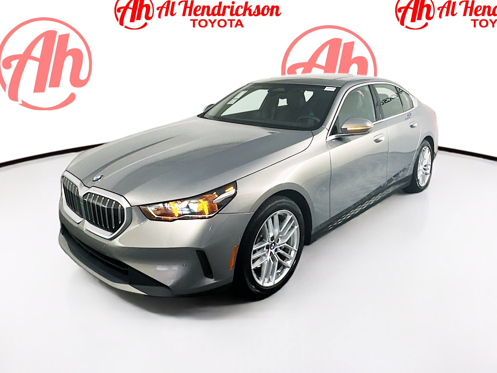 Used 2025 BMW 530i image 7