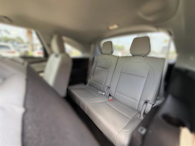 Used 2017 Acura MDX FWD image 13