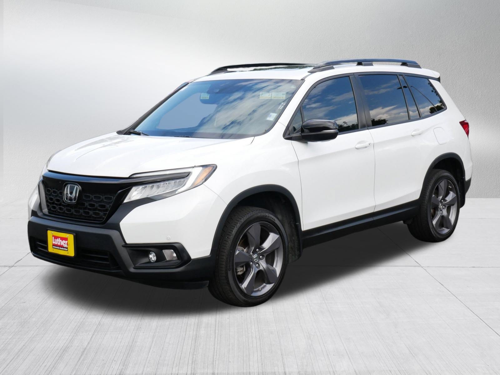 Used 2020 Honda Passport Touring image 3