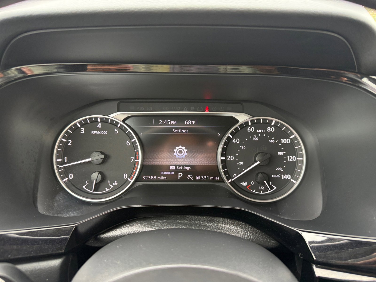 Used 2025 Nissan Pathfinder SV FWD image 11