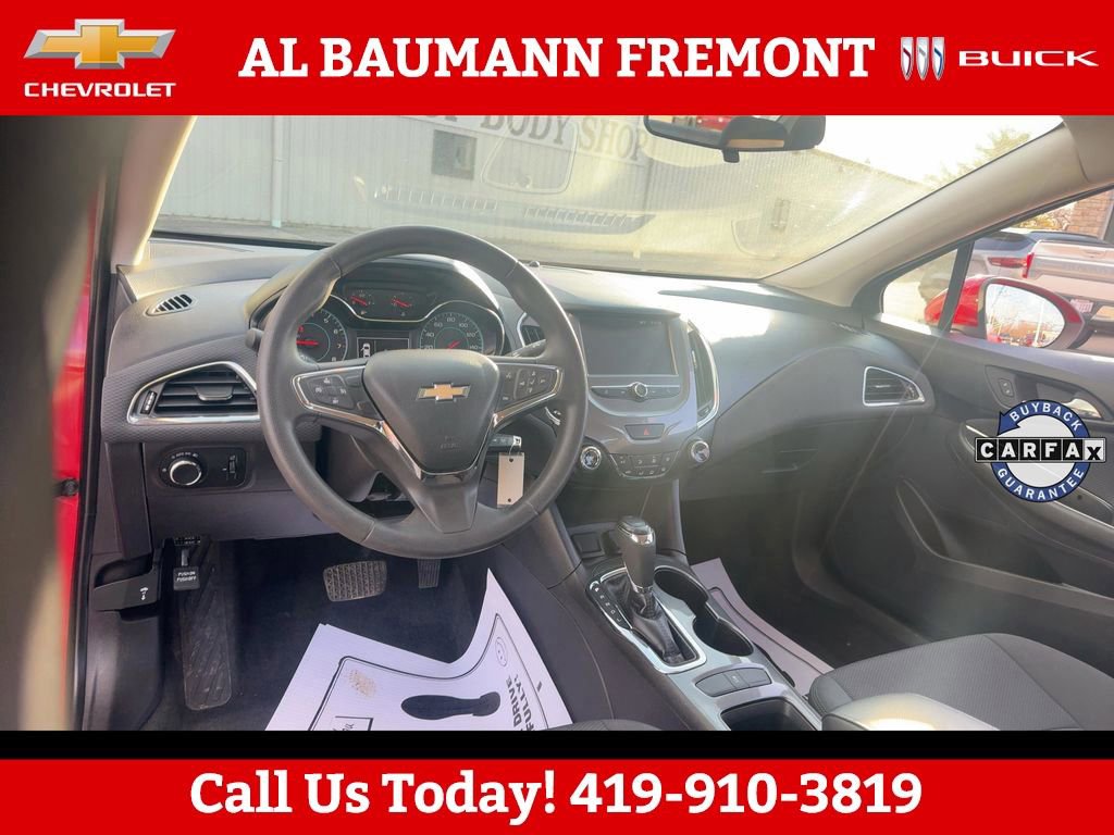 Used 2018 Chevrolet Cruze LT FWD image 5
