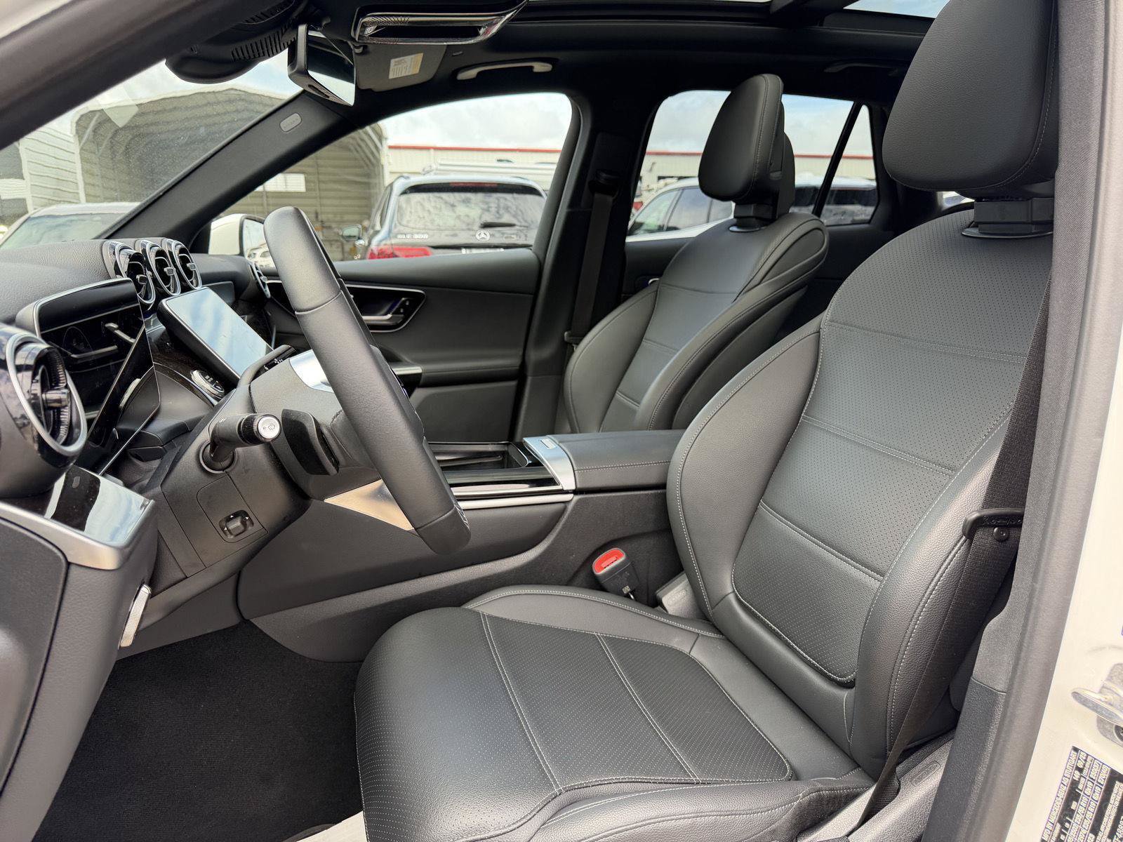 Certified 2026 Mercedes-Benz GLC 300 image 8