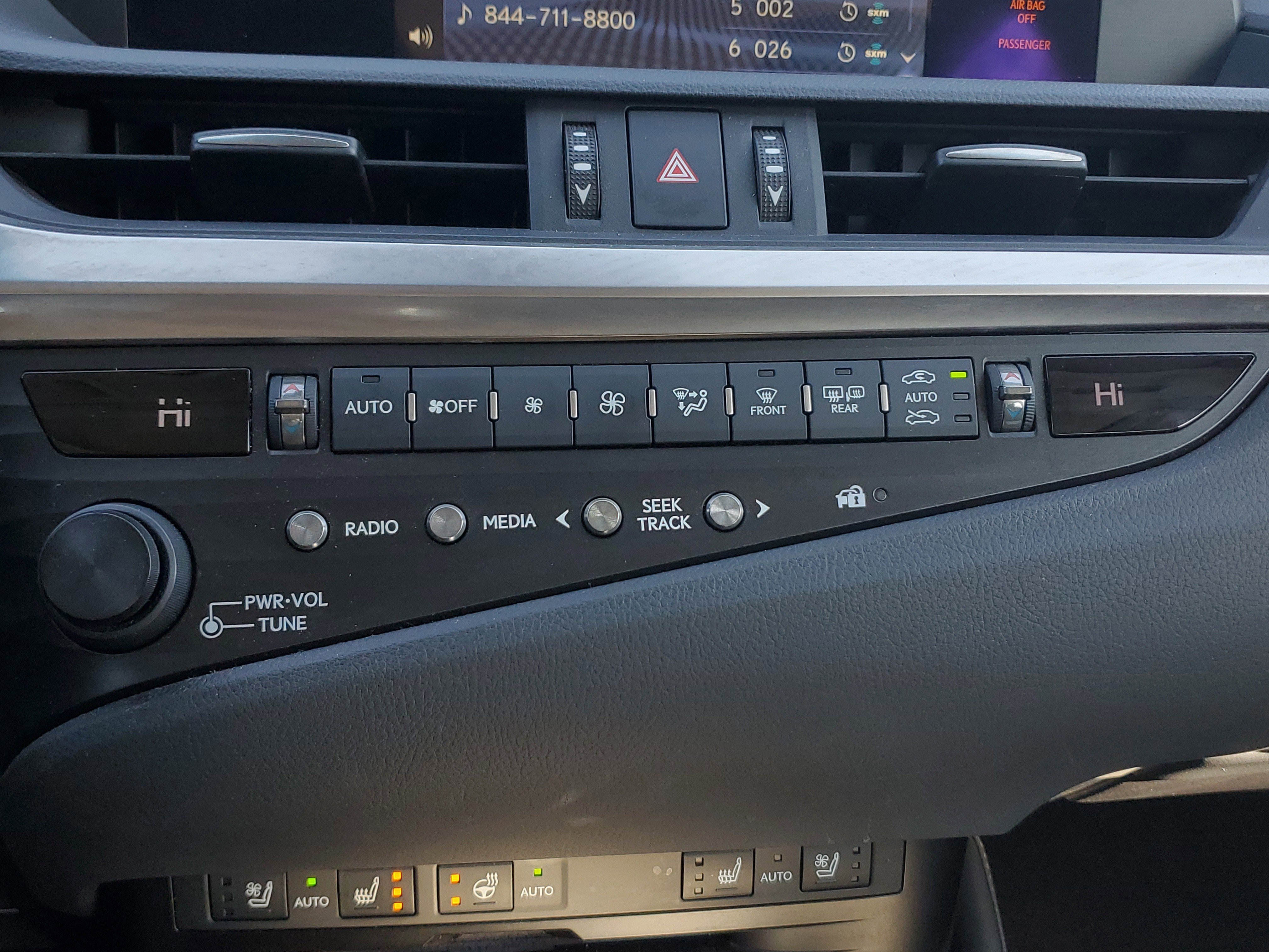 Used 2020 Lexus ES 350 w/ Premium Package image 26