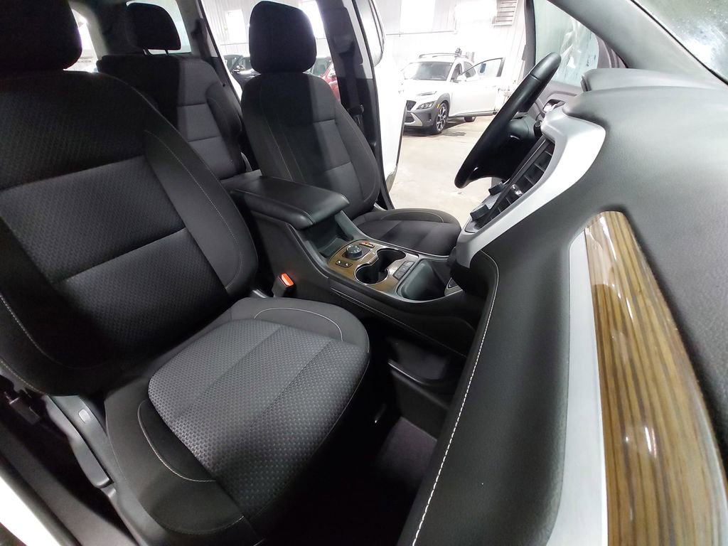 Used 2023 GMC Acadia SLE w/ Driver Convenience Package image 10