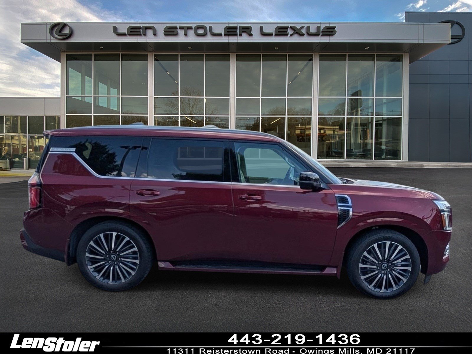 Used 2025 Nissan Armada Platinum Reserve w/ Convenience Package AWD/4WD image 2