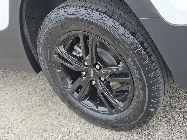 Used 2024 GMC Terrain AT4 image 11