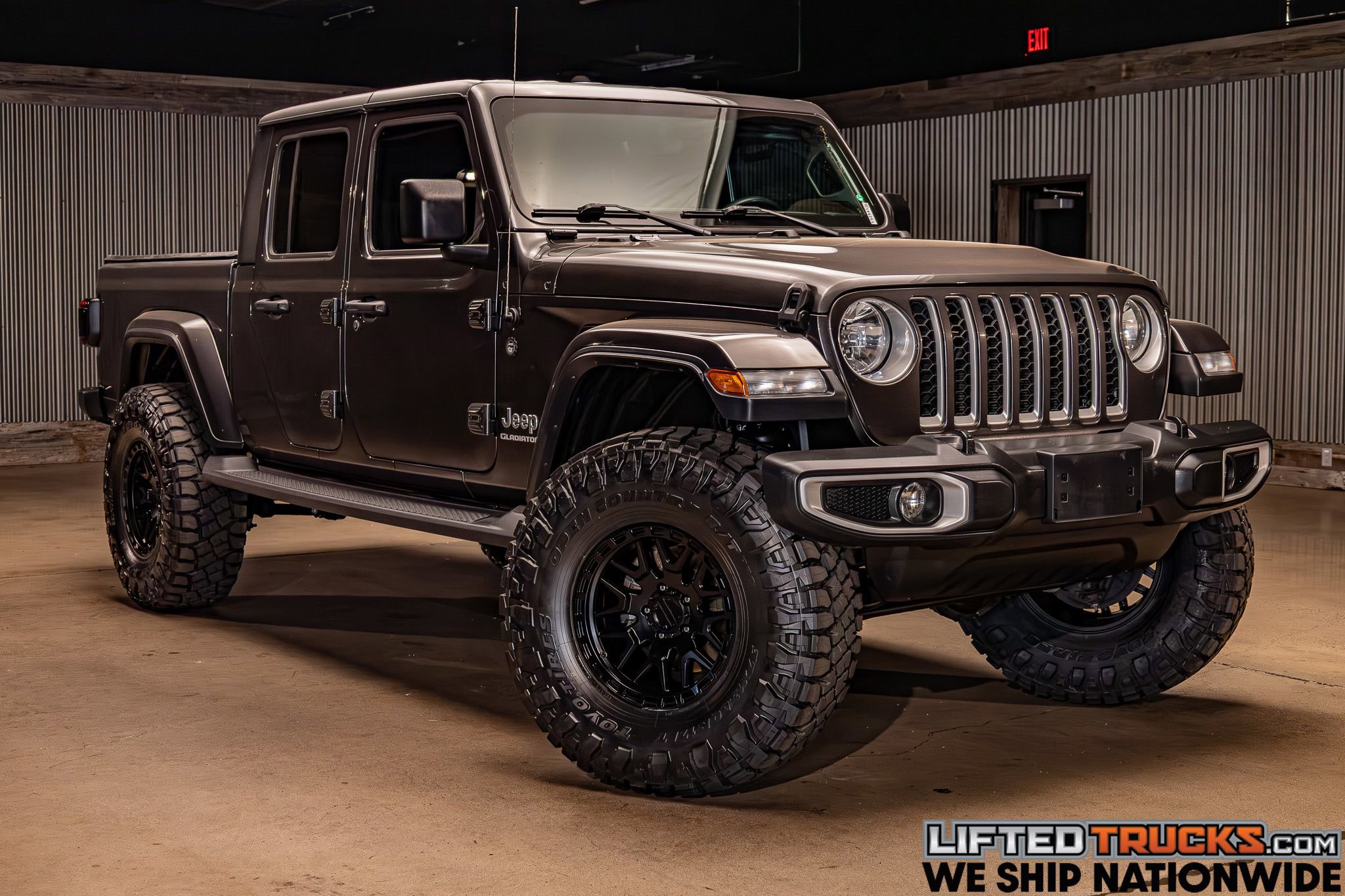 Used 2022 Jeep Gladiator Overland w/ Popular Equipment Package image 1
