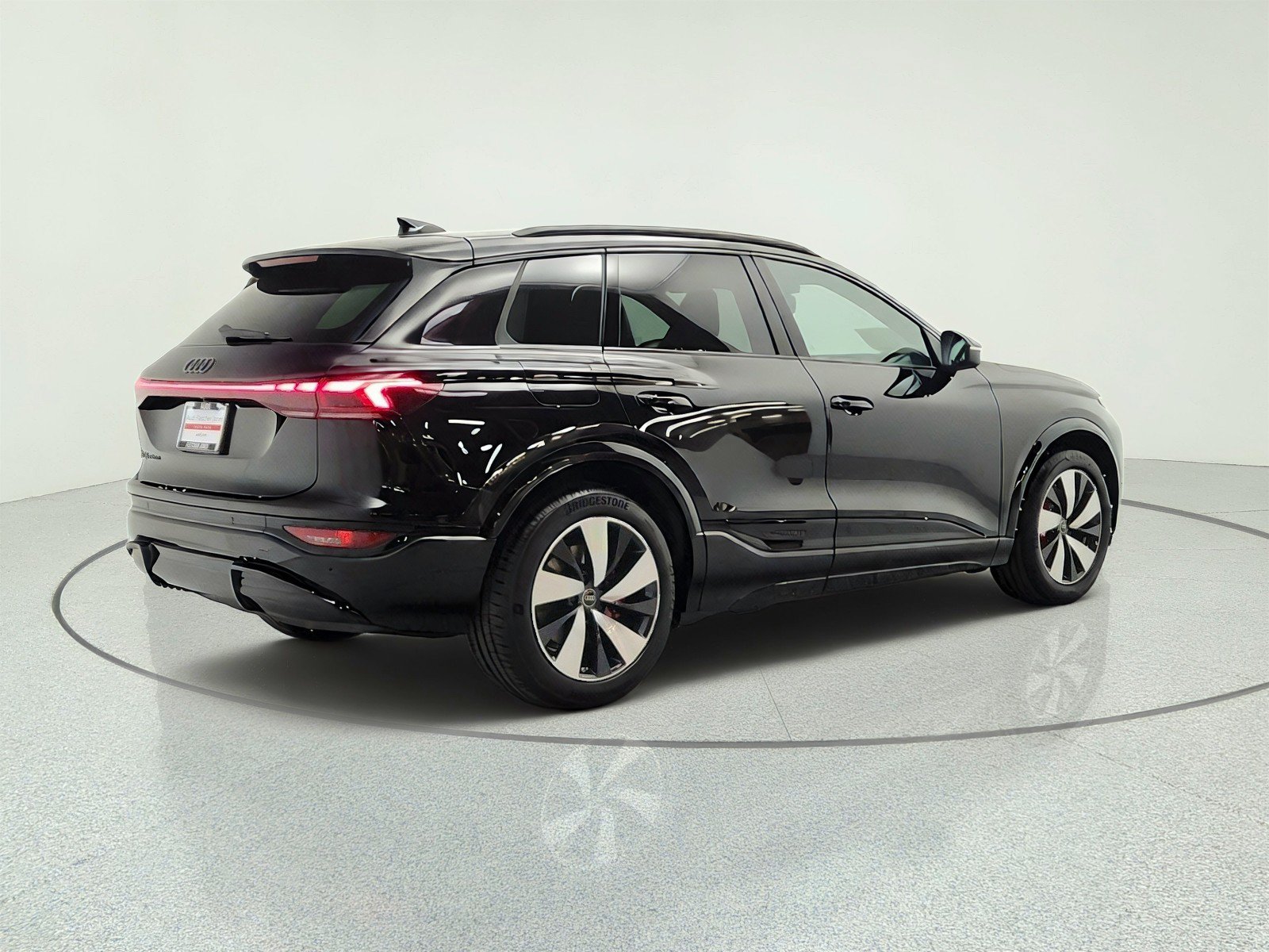 New 2027 Audi SQ6 e-tron Premium Plus AWD/4WD image 5