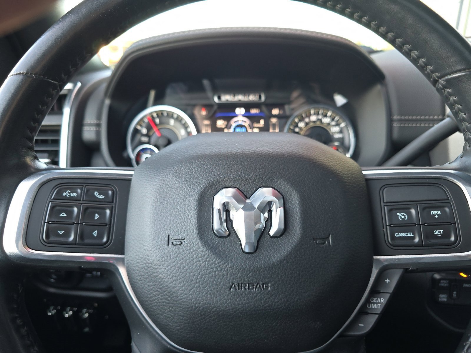 Used 2020 RAM 3500 Laramie image 22