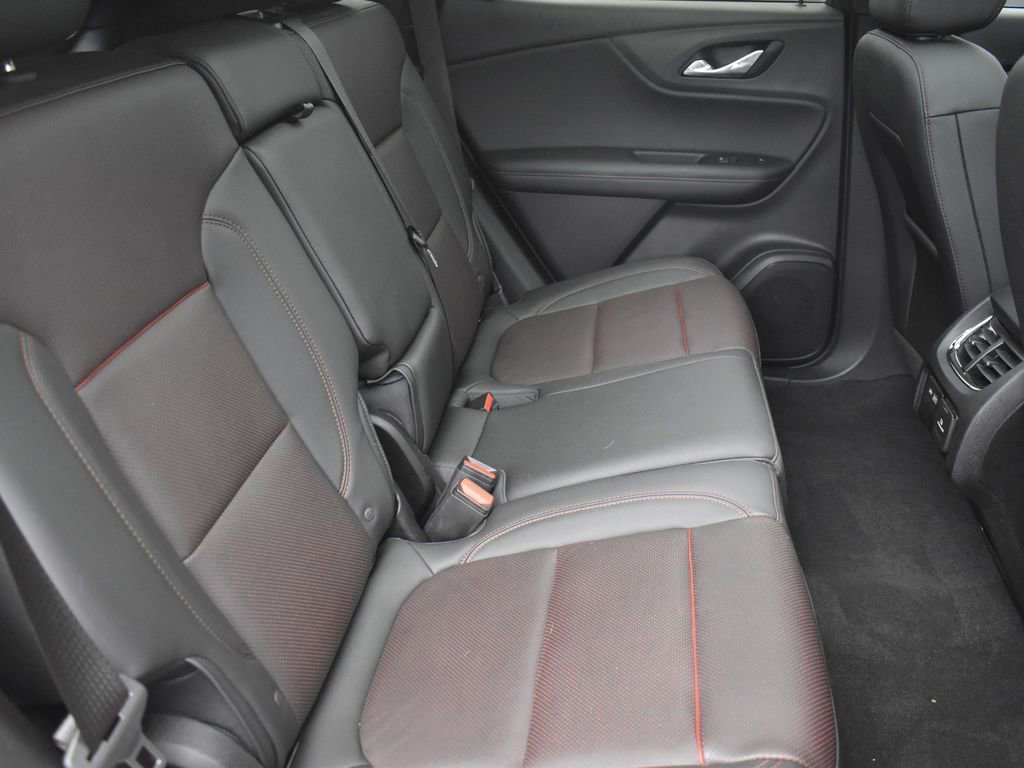 Used 2020 Chevrolet Blazer RS image 32
