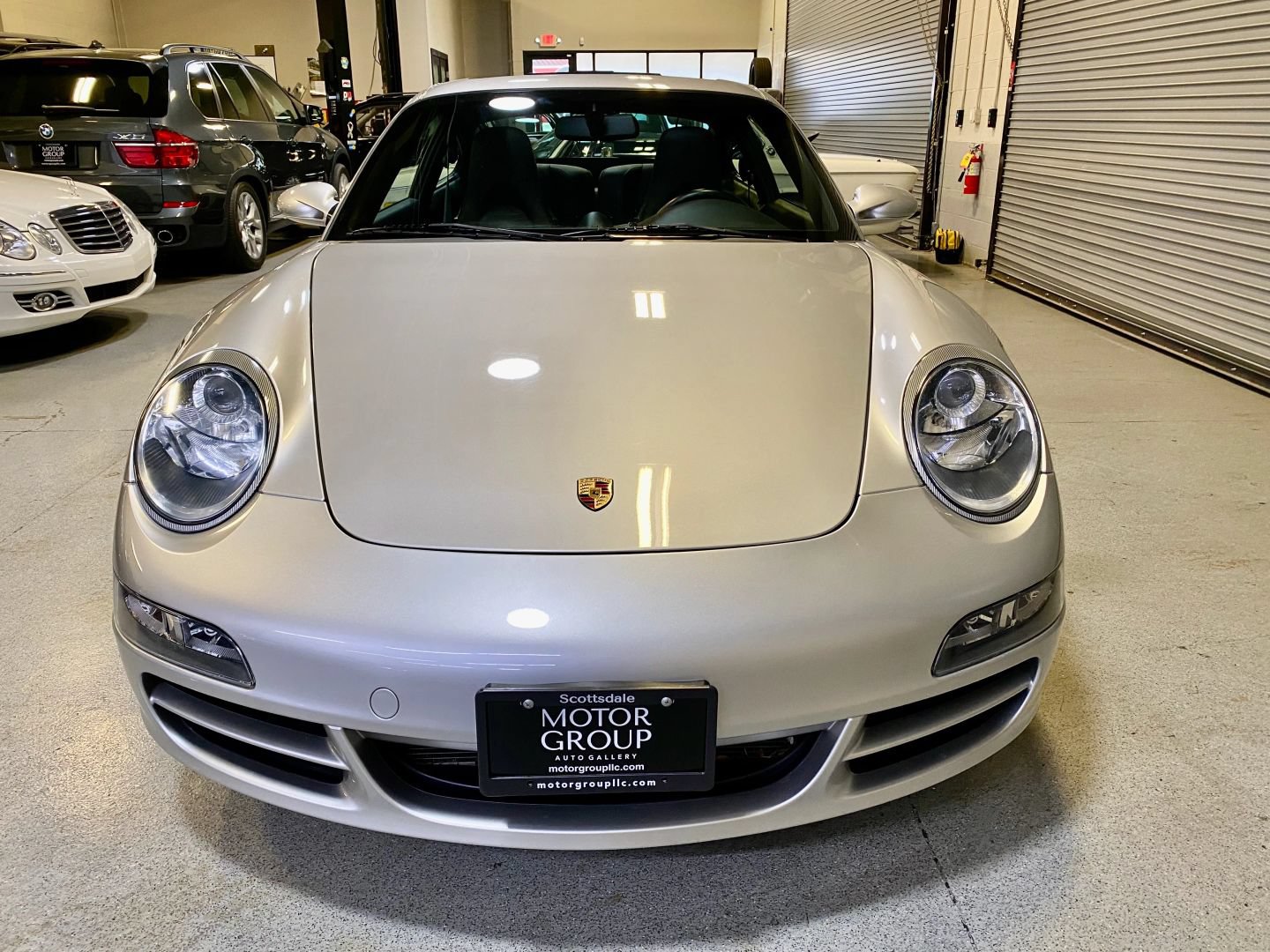 Used 2005 Porsche 911 Carrera RWD image 3