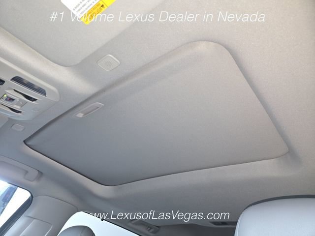 Used 2023 Toyota Highlander Limited AWD/4WD image 14