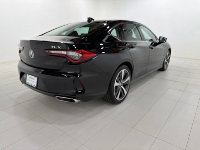 Certified 2025 Acura TLX w/ Technology Package FWD image 5