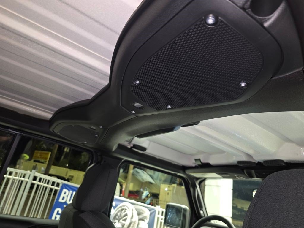 New 2025 Jeep Wrangler Unlimited Sport AWD/4WD image 32