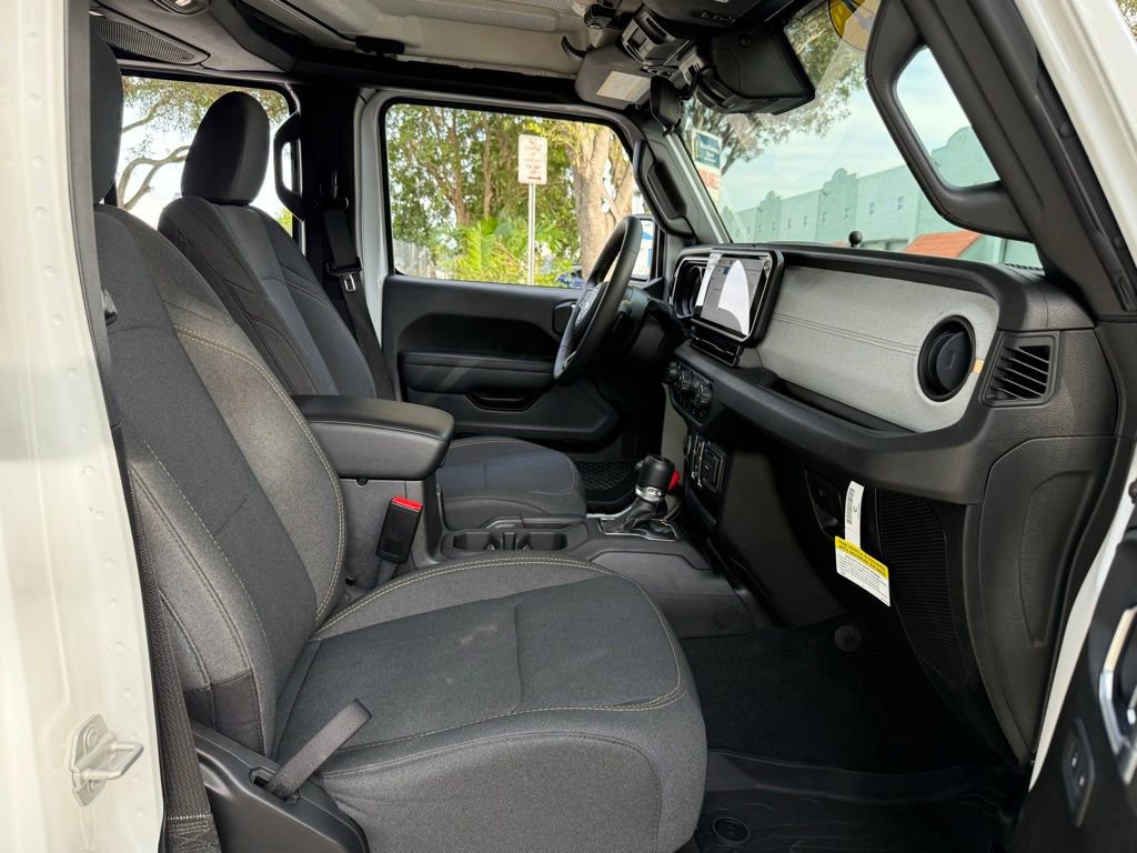 Certified 2024 Jeep Gladiator Sport image 34