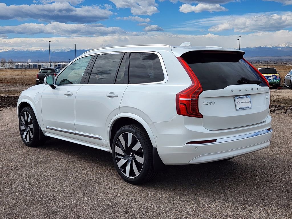 Used 2023 Volvo XC90 T8 Ultimate image 3