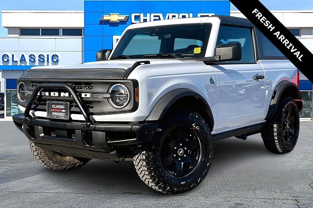 Used 2024 Ford Bronco Black Diamond image 3