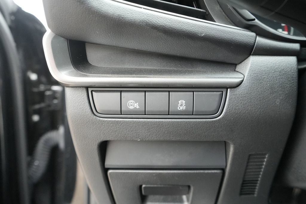 Used 2024 MAZDA MAZDA3 s image 26