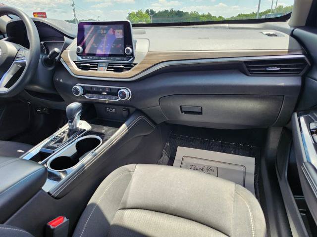 Certified 2023 Nissan Altima 2.5 SV FWD image 15