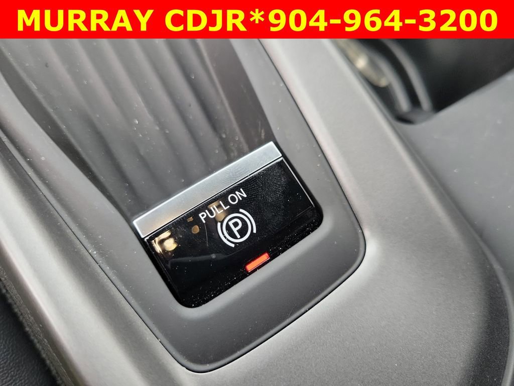 Used 2025 Dodge Charger R/T Scat Pack w/ Track Pack image 33