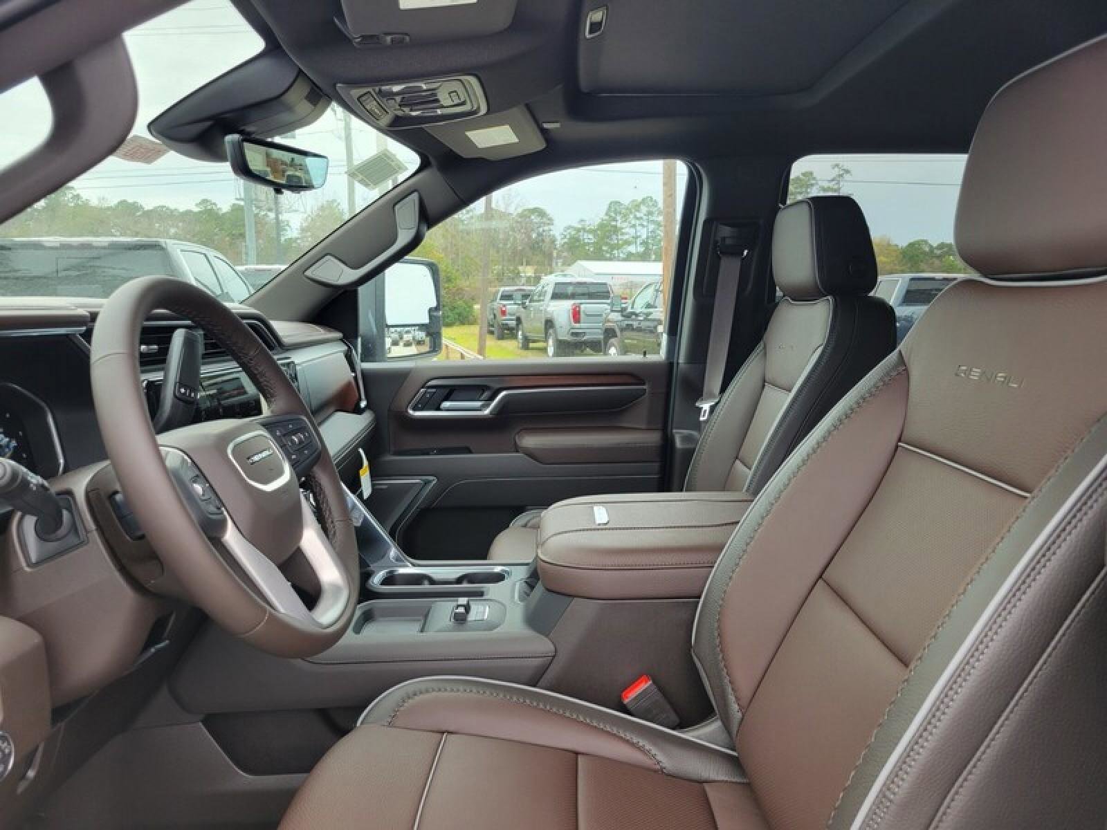 New 2026 GMC Sierra 2500 Denali w/ Denali Reserve Package AWD/4WD image 9