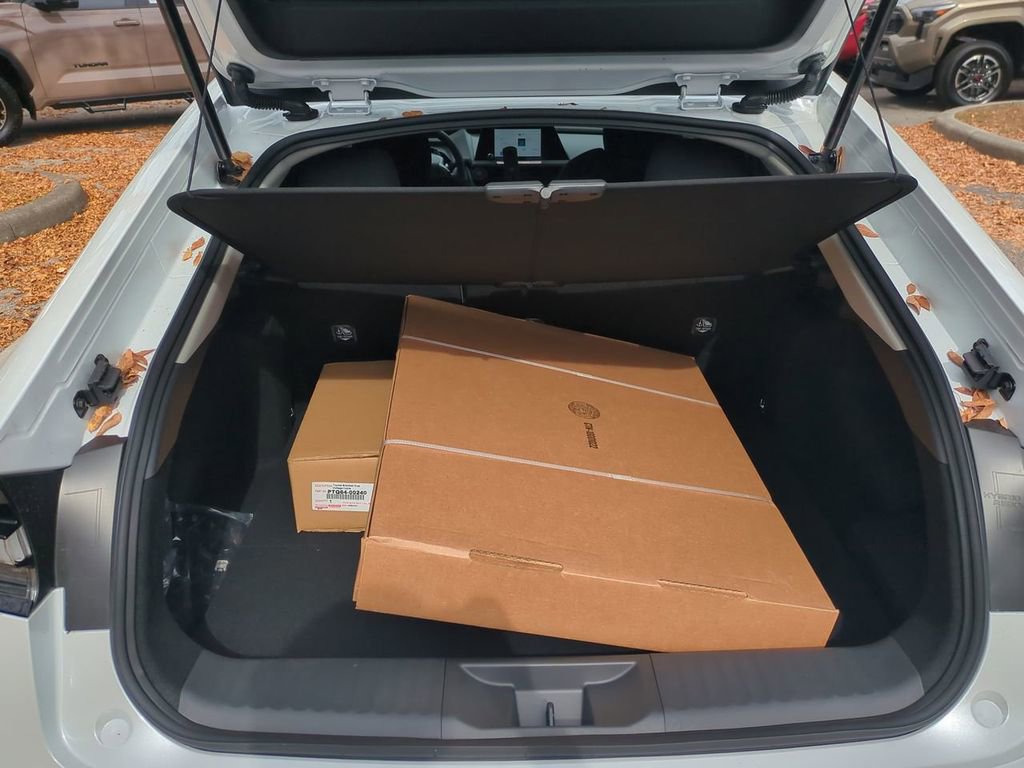 New 2026 Toyota Prius Plug-In Hybrid image 12