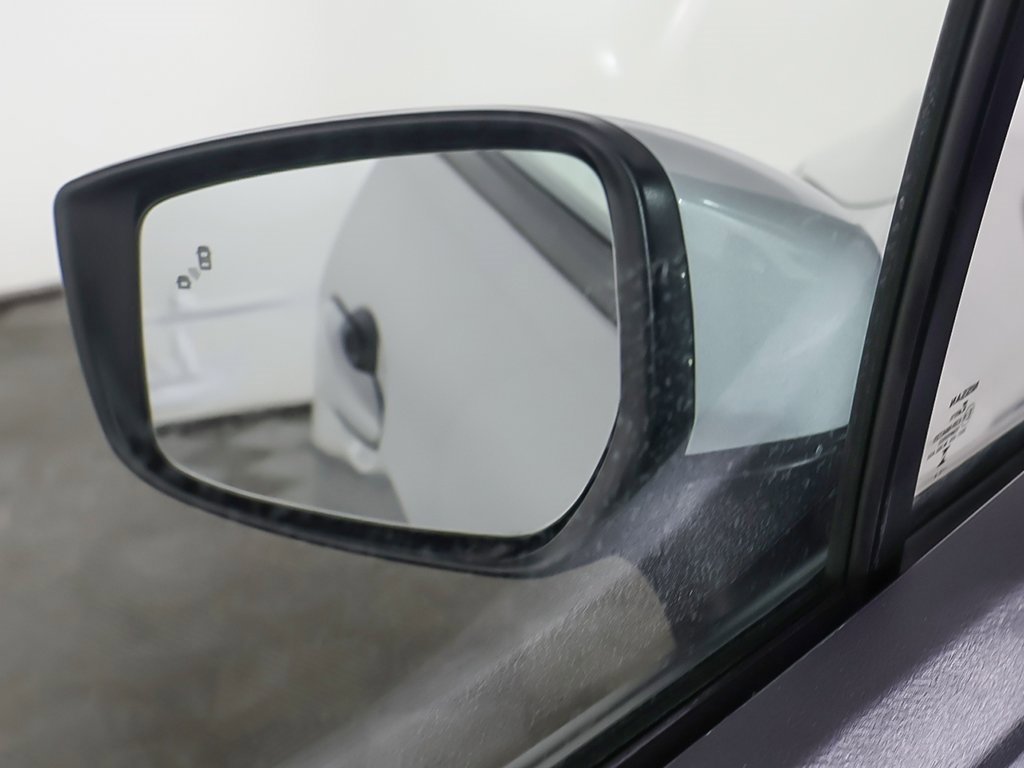 Used 2024 Nissan Versa SV w/ Trunk Package image 31