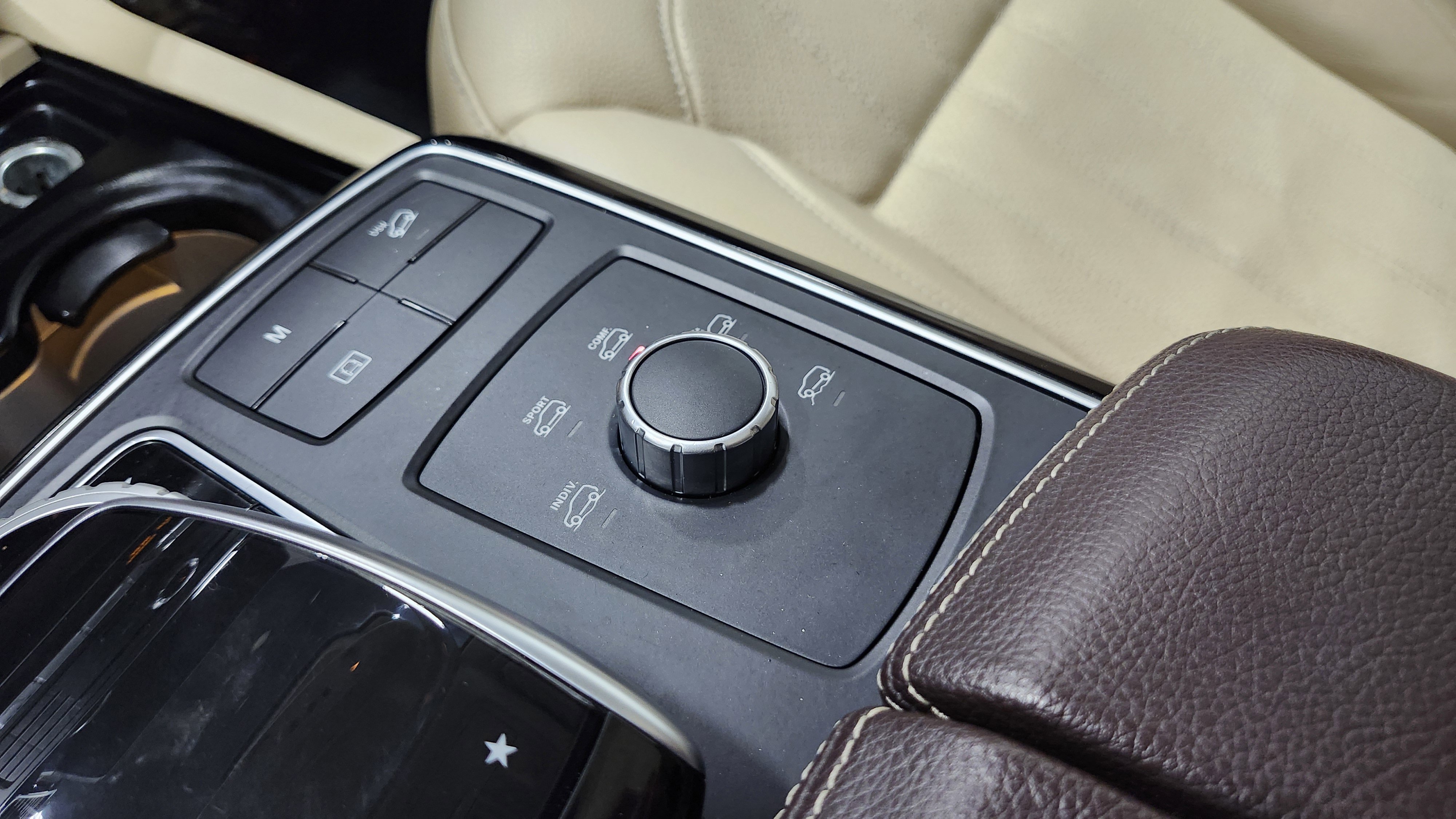 Used 2017 Mercedes-Benz GLE 350 4MATIC image 37