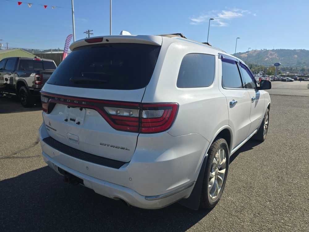 Used 2017 Dodge Durango Citadel w/ Technology Group AWD/4WD image 10