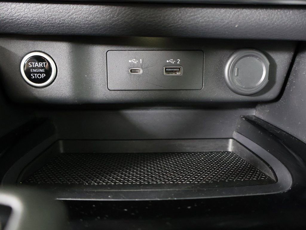 Used 2022 Nissan Rogue SV image 5