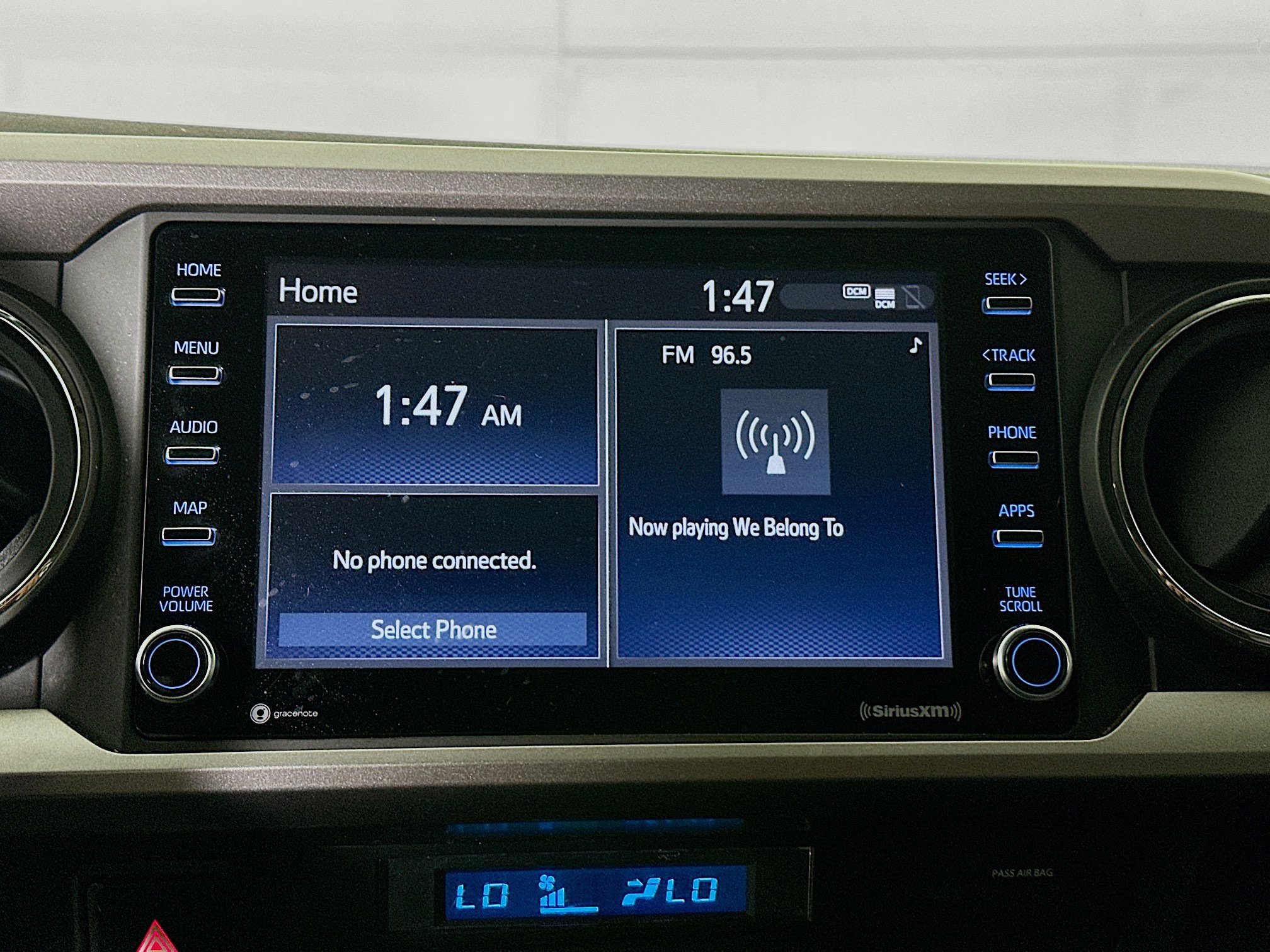 Used 2022 Toyota Tacoma SR5 w/ Technology Package RWD image 23
