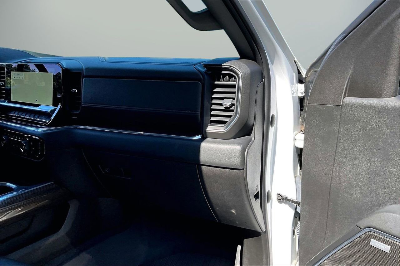 Used 2023 Chevrolet Silverado 1500 RST w/ Convenience Package II AWD/4WD image 20
