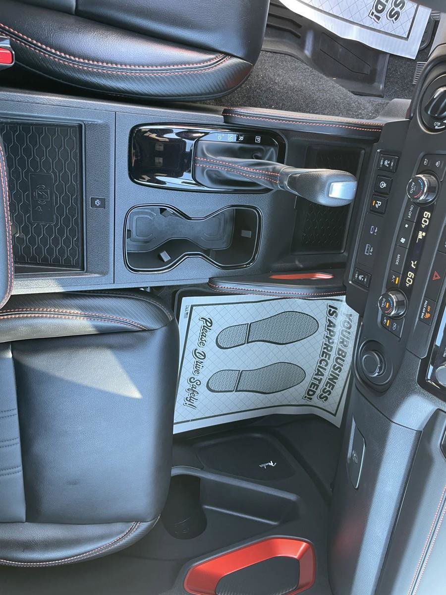 Used 2024 Nissan Frontier PRO-4X w/ Pro Premium Package image 18