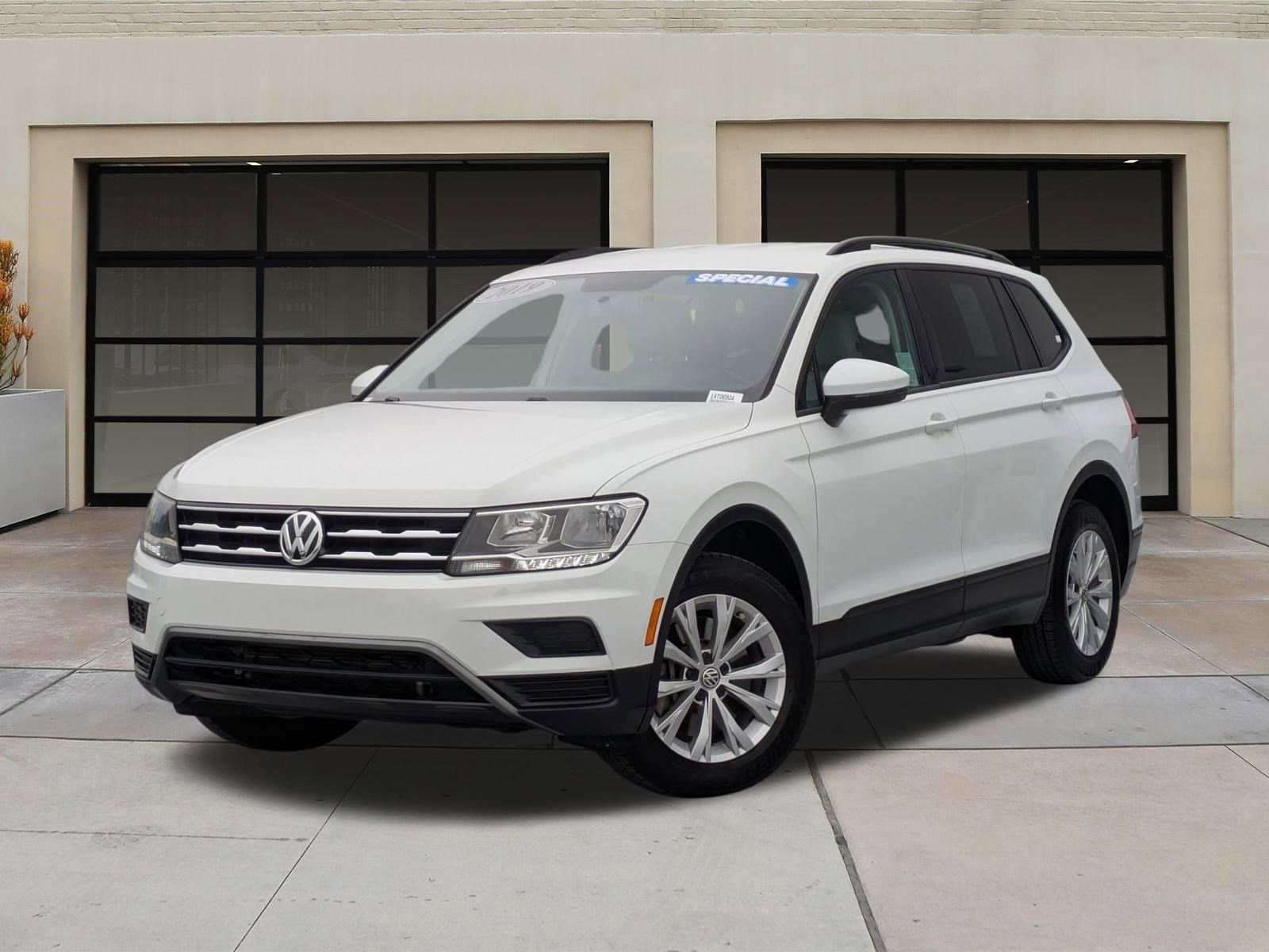 Used 2019 Volkswagen Tiguan S FWD image 3