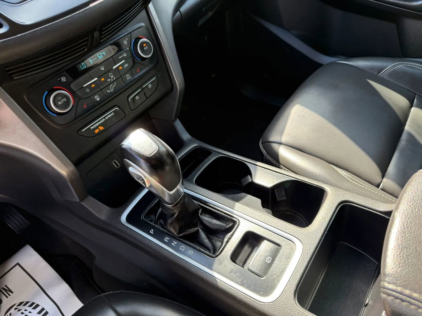 Used 2019 Ford Escape SEL AWD/4WD image 23