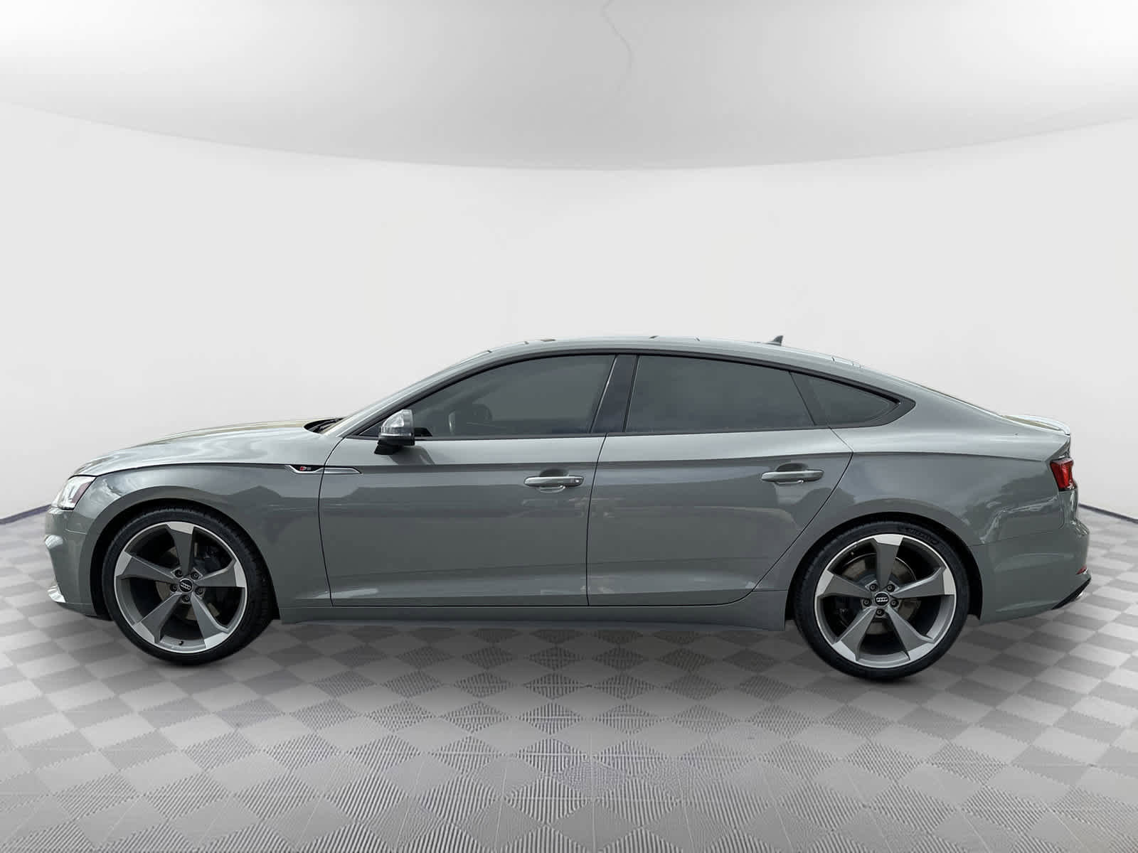 Used 2019 Audi S5 Premium Plus w/ Premium Plus image 4