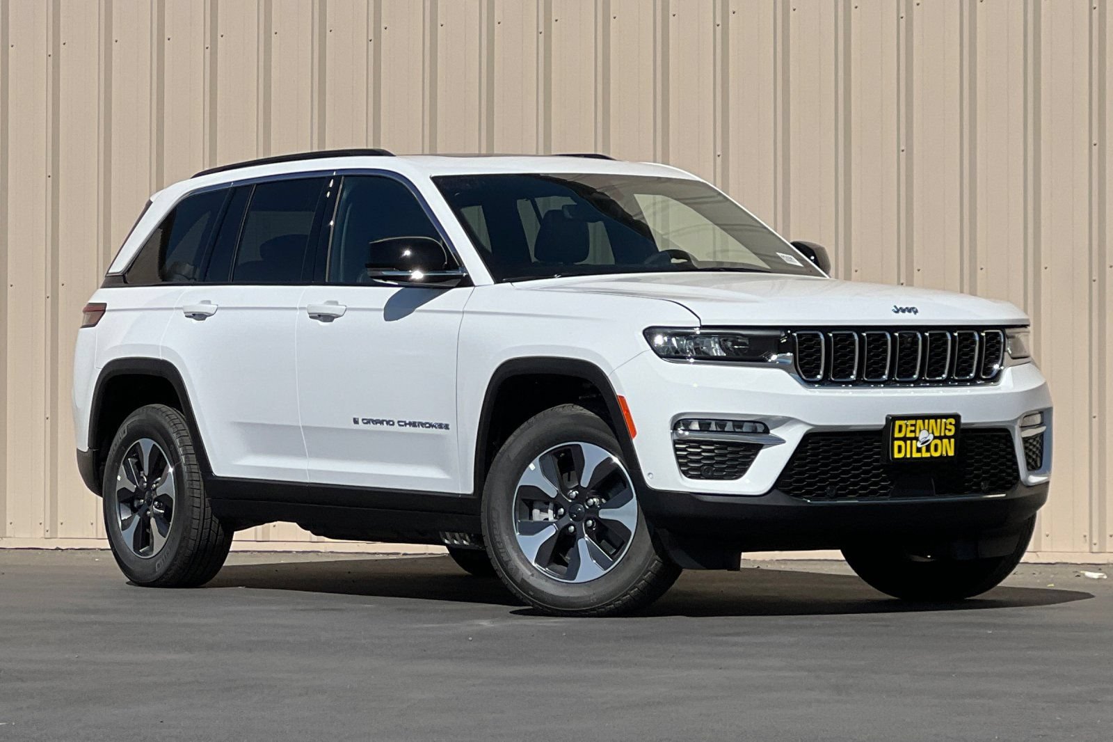 New 2024 Jeep Grand Cherokee Limited 4xe w/ Luxury Tech Group II
