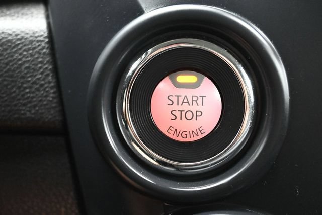 Used 2022 Nissan Titan SV AWD/4WD image 20