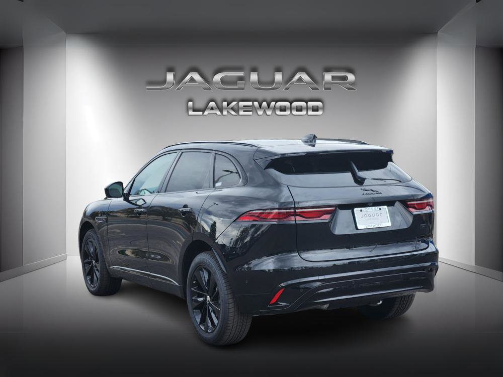 New 2026 Jaguar F-PACE R-Dynamic S image 3