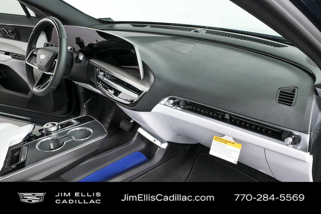 New 2026 Cadillac Lyriq Premium Luxury image 24