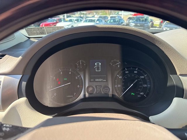 Used 2019 Lexus GX 460 Premium w/ Premium Package image 20